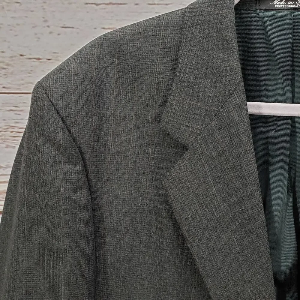 Kilburne and Finch Men's Gray Pinstriped Wool Blend Blazer Jacket Size 43R/W37